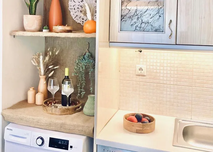 Amalizen, Steps From The Sea Chania (Crete)