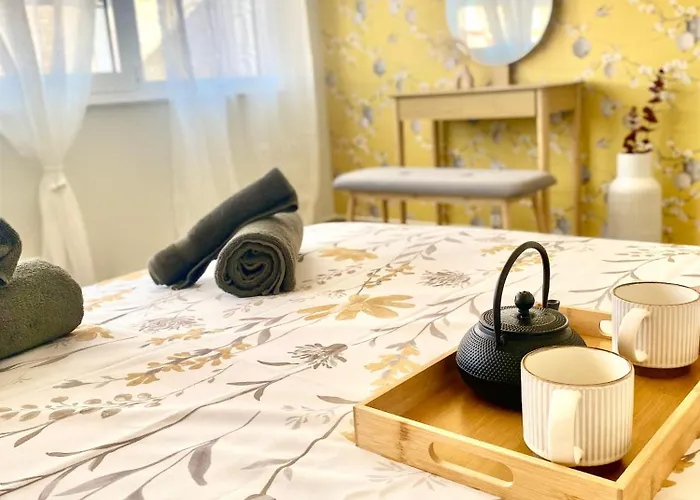 Amalizen, Steps From The Sea *