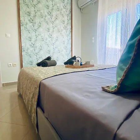 Amalizen, Steps From The Sea ハニア