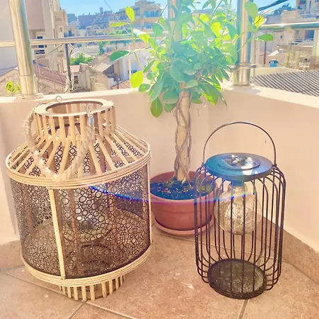 Amalizen, Steps From The Sea