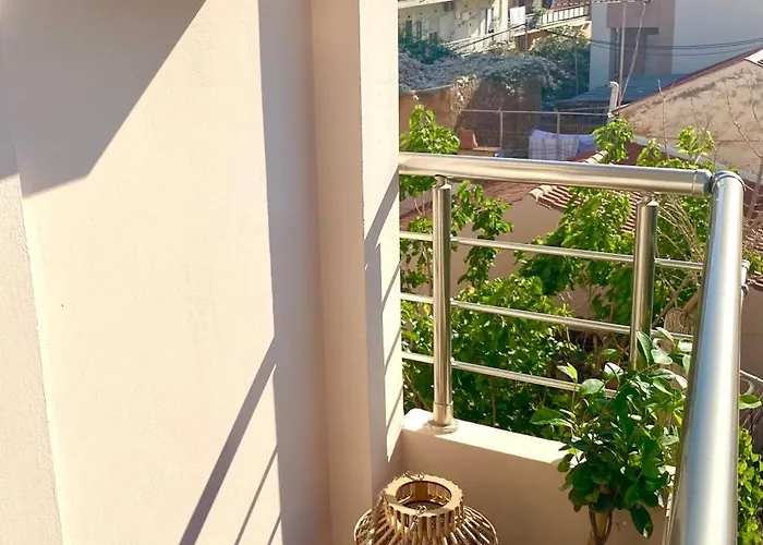 Amalizen, Steps From The Sea * ハニア